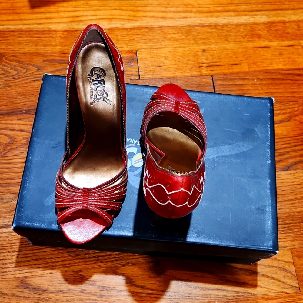 Carlos Santana Peeptoe Pump